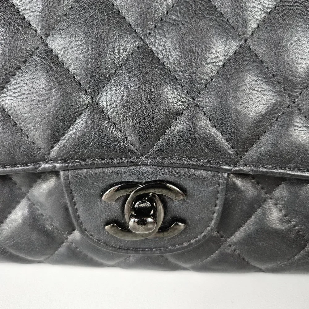 Chanel So Black Medium Calfskin Classic Flap Shoulder Bag - Picture 8 of 11